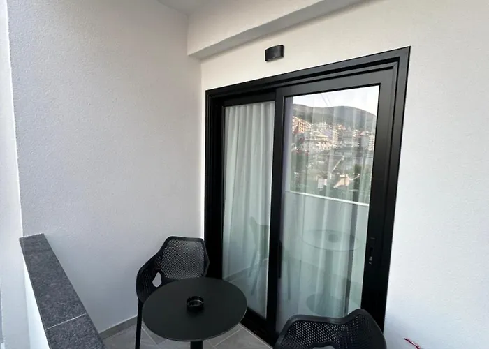Hotel Io's 3*