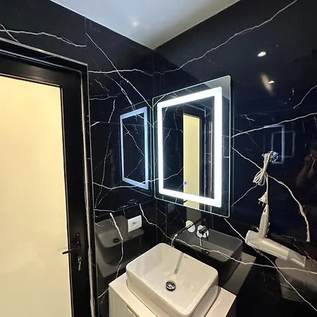 Hotel Io's 3*