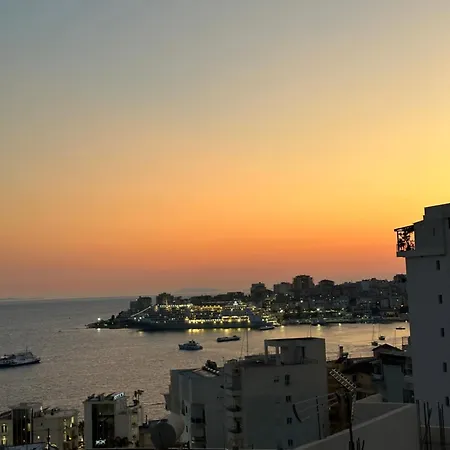Io's 3* Sarande